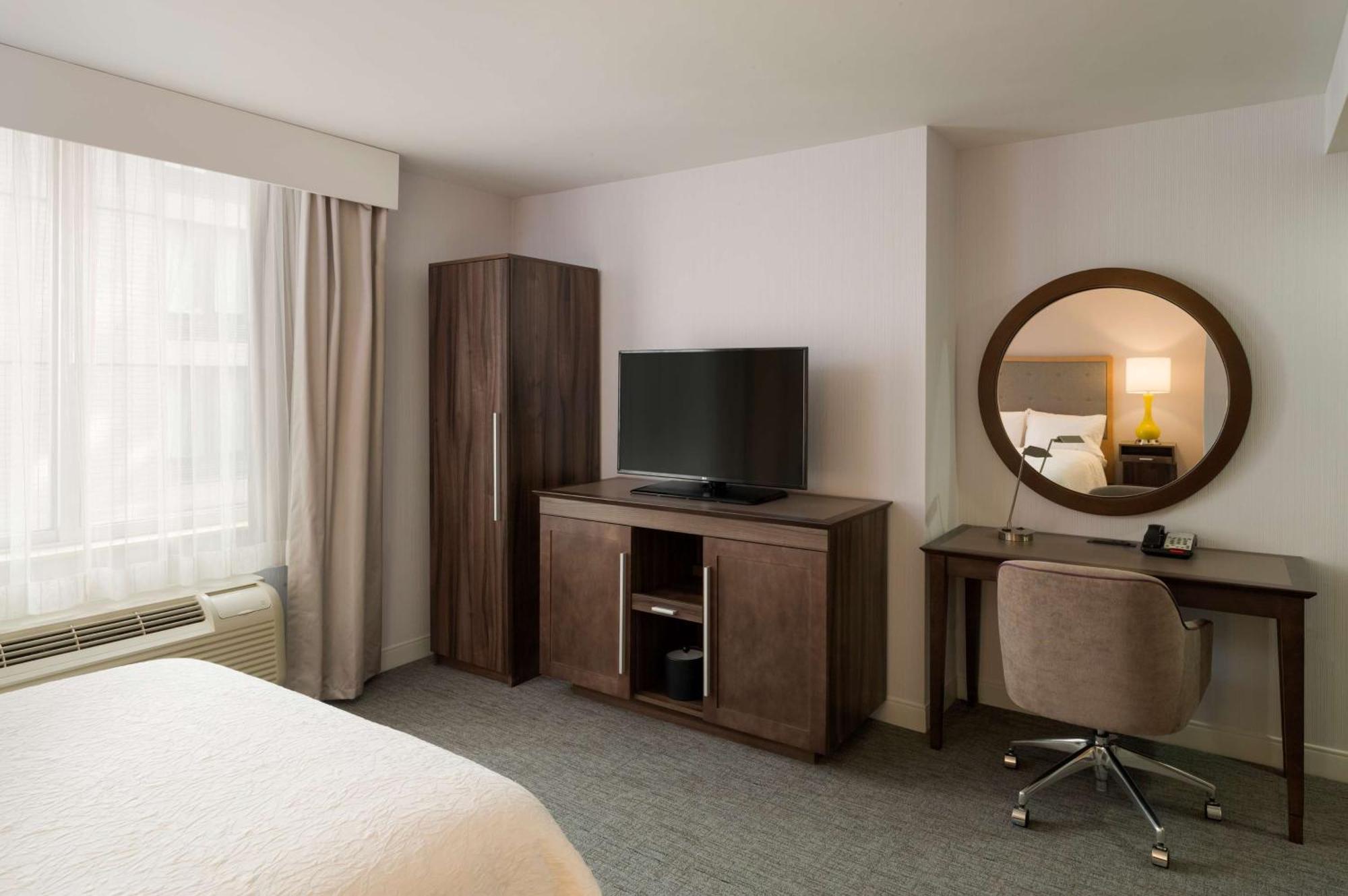 Hampton Inn Manhattan - Times Square South Νέα Υόρκη Εξωτερικό φωτογραφία