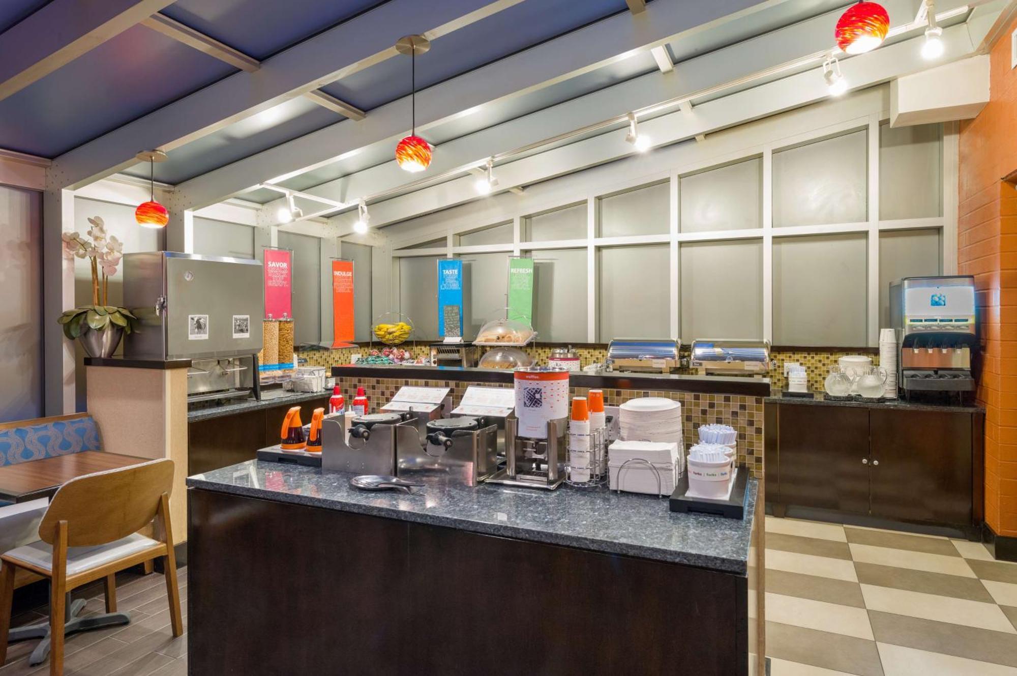 Hampton Inn Manhattan - Times Square South Νέα Υόρκη Εξωτερικό φωτογραφία