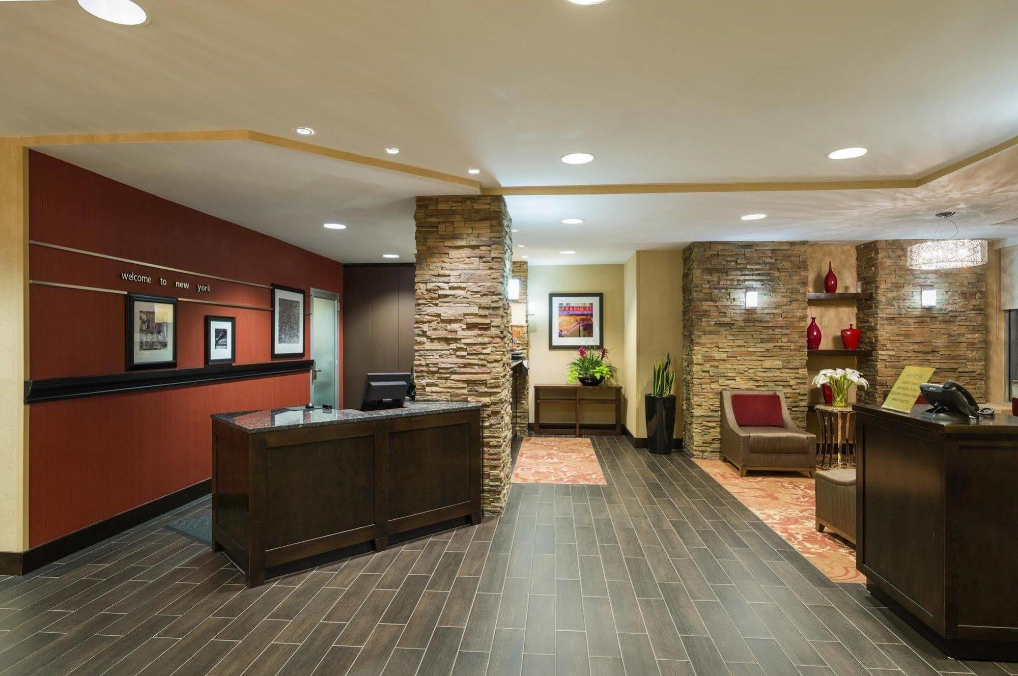 Hampton Inn Manhattan - Times Square South Νέα Υόρκη Εξωτερικό φωτογραφία